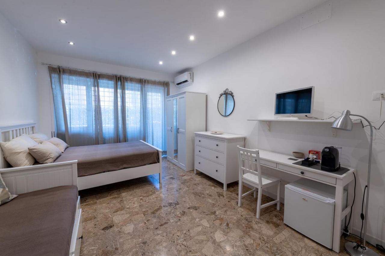 Casa Rosa Beige E Blu Appartement Rome Buitenkant foto